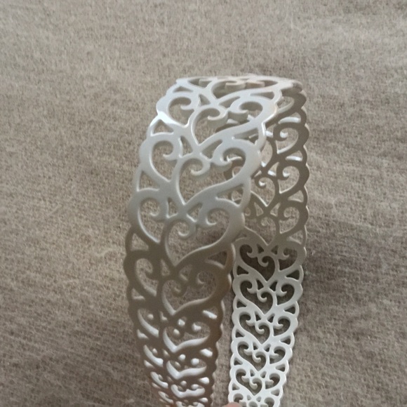 Baroque Headband < FREEBIE - Picture 2 of 3